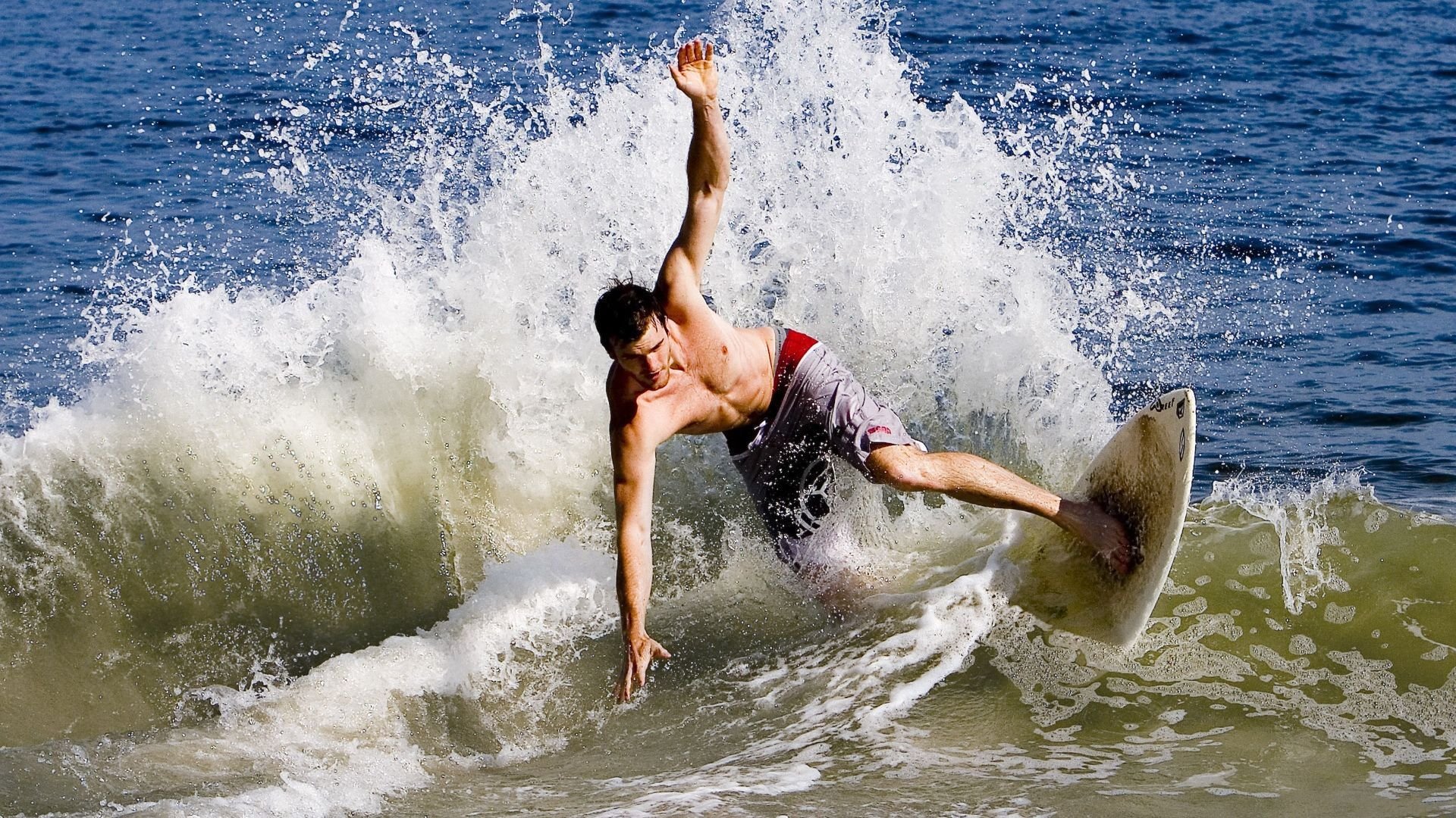 开云官网-_大自然跑步：森林、河谷、山脉的奔跑体验_，森林 跑步